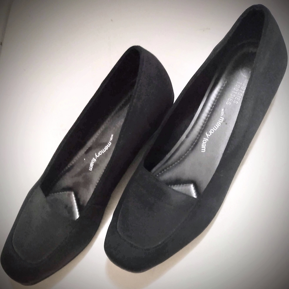 Mootsies Tootsies Memory Foam Women's Shoes